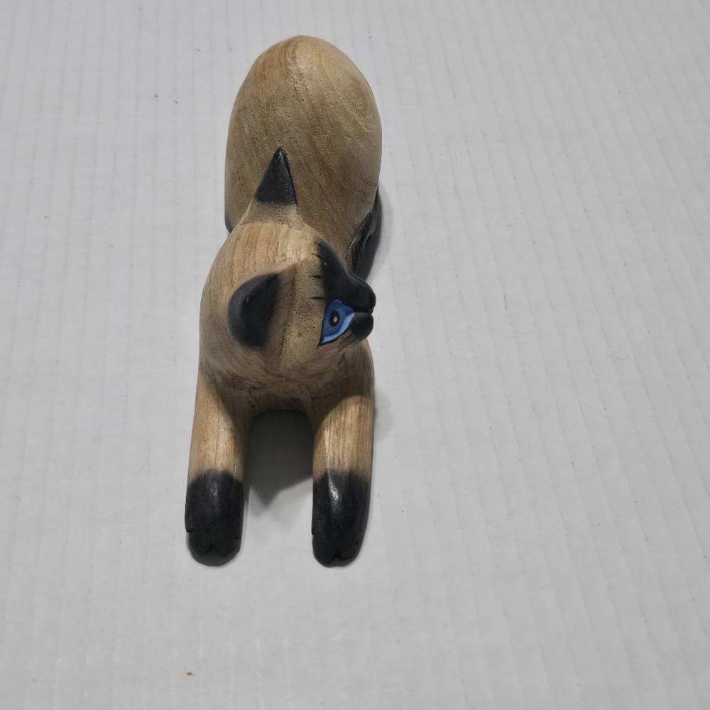 Carved Wooden Siamese Cat Sculpture Folk Art Figurine Statue Feline Shelf Sitter - Picture 3 of 14